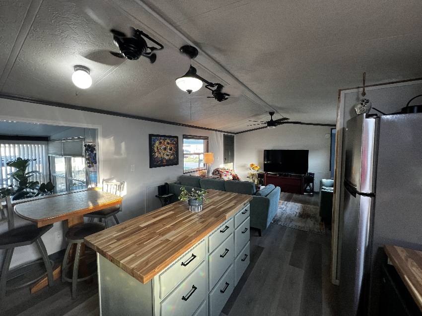 590 Century Drive a Winter Haven, FL Mobile or Manufactured Home for Sale